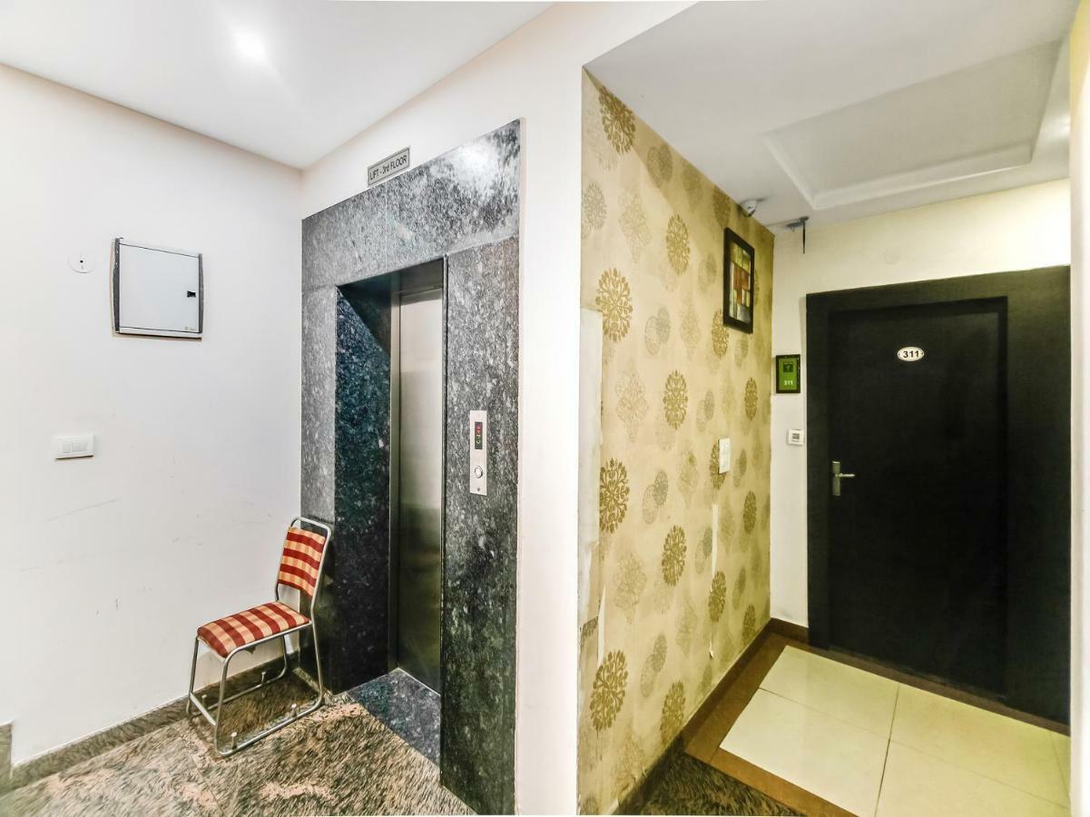 Capital O 32619 Hotel Sugar Palm Gwalior Exteriör bild